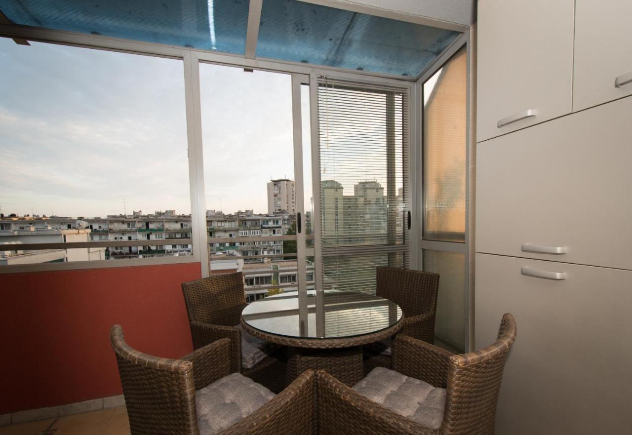 City Nest Apartment Podgorica Esterno foto