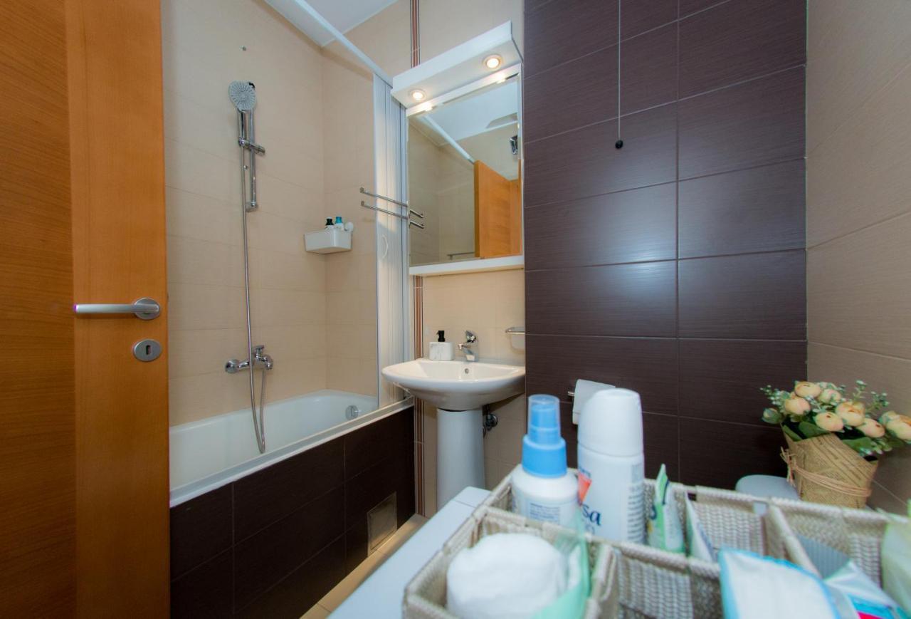 City Nest Apartment Podgorica Esterno foto